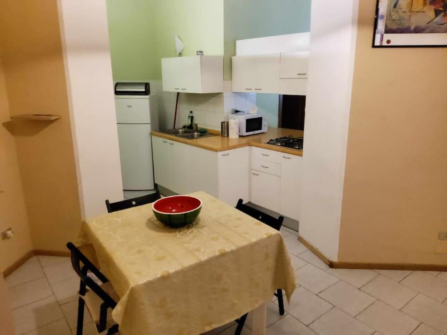 Ferienwohnung Antica Casa Odone Asti Exterior foto