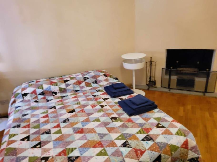 Ferienwohnung Antica Casa Odone Asti Exterior foto