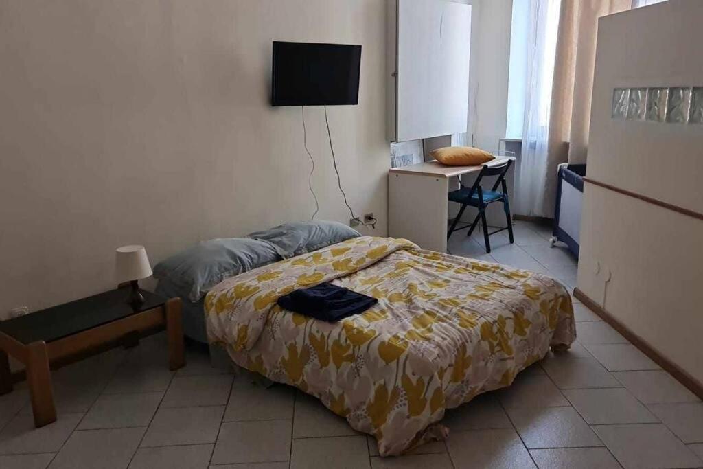 Ferienwohnung Antica Casa Odone Asti Exterior foto